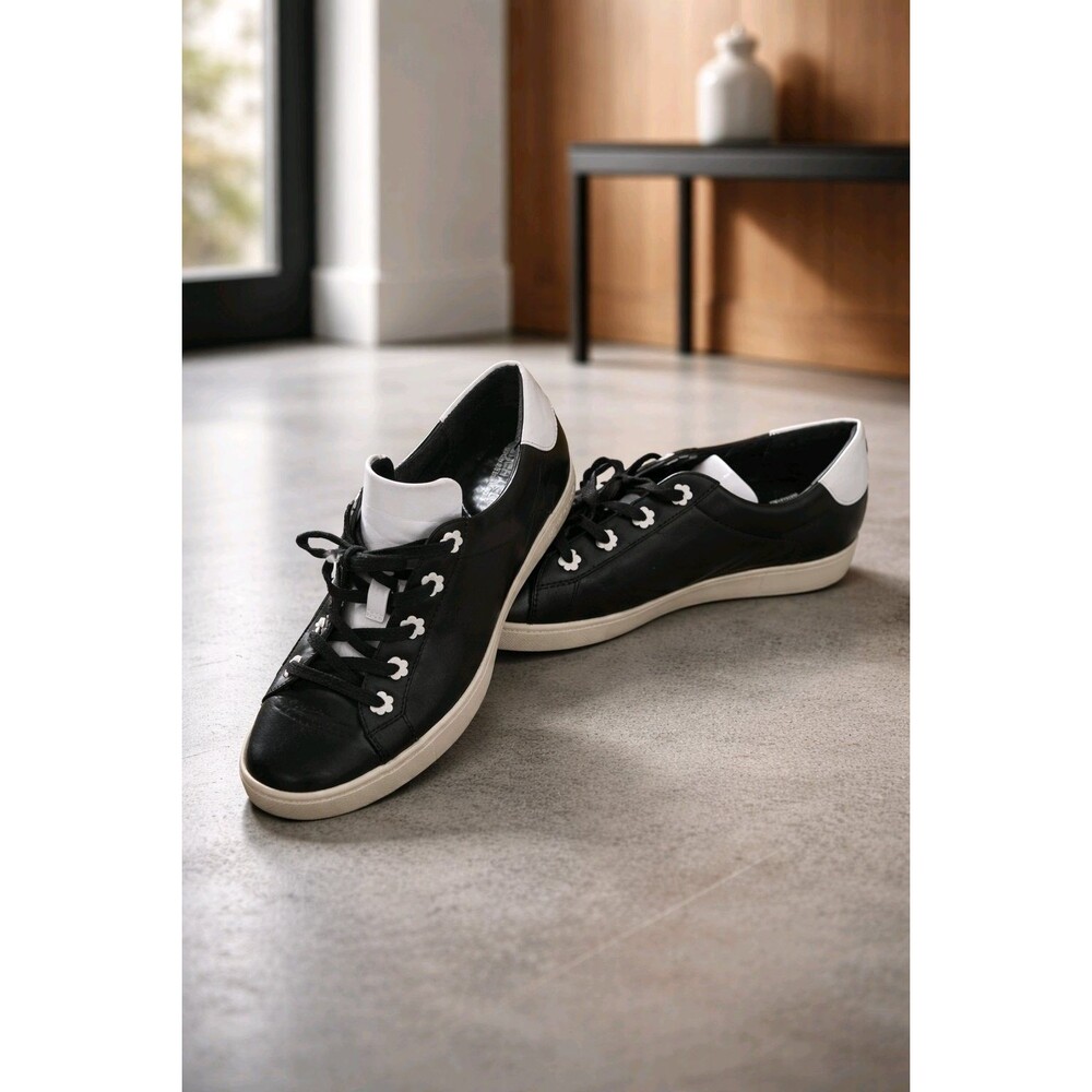 Michael Kors Irving Black Leather Sneakers with White Flower Grommets Size 8M